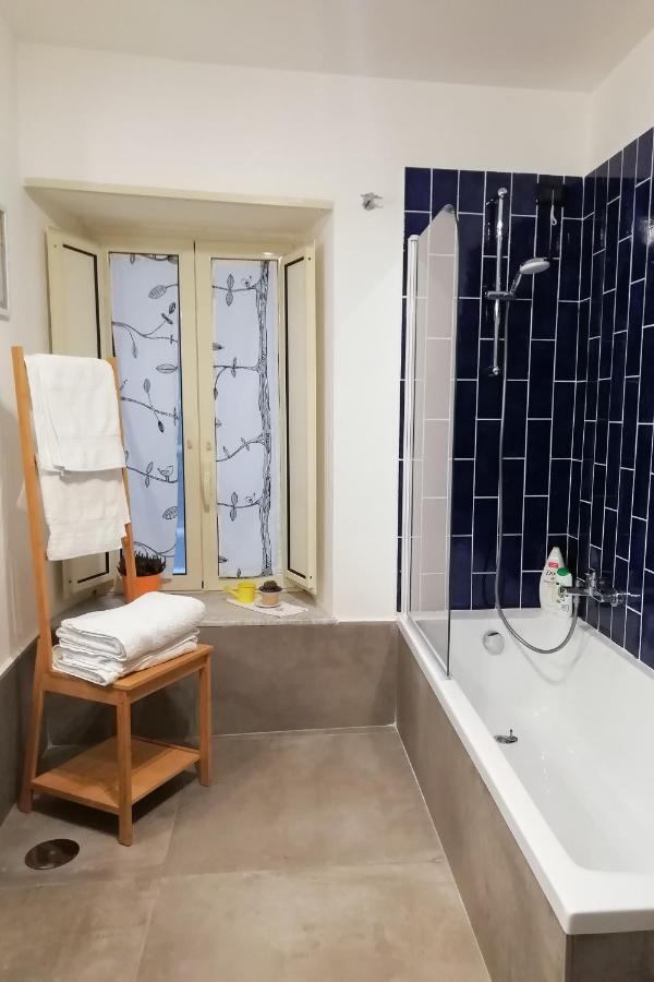 나폴리 La Casa Del Nespolo, 2 Terrazzi E 2 Bagni In Centro 아파트 외부 사진